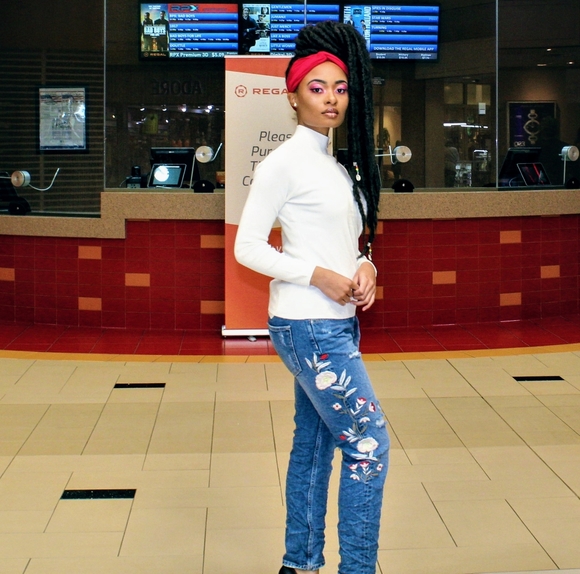 Q2 Boyfriend Embroidered Jean's Best in Bouti… - Picture 7 of 7